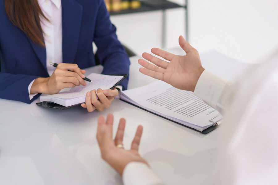 女性専用グループホームの探し方は？入居までの一般的な流れ